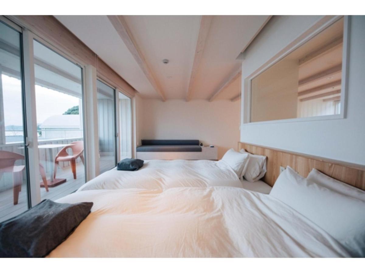 Colorit Goto Islands Hotel Bagian luar foto